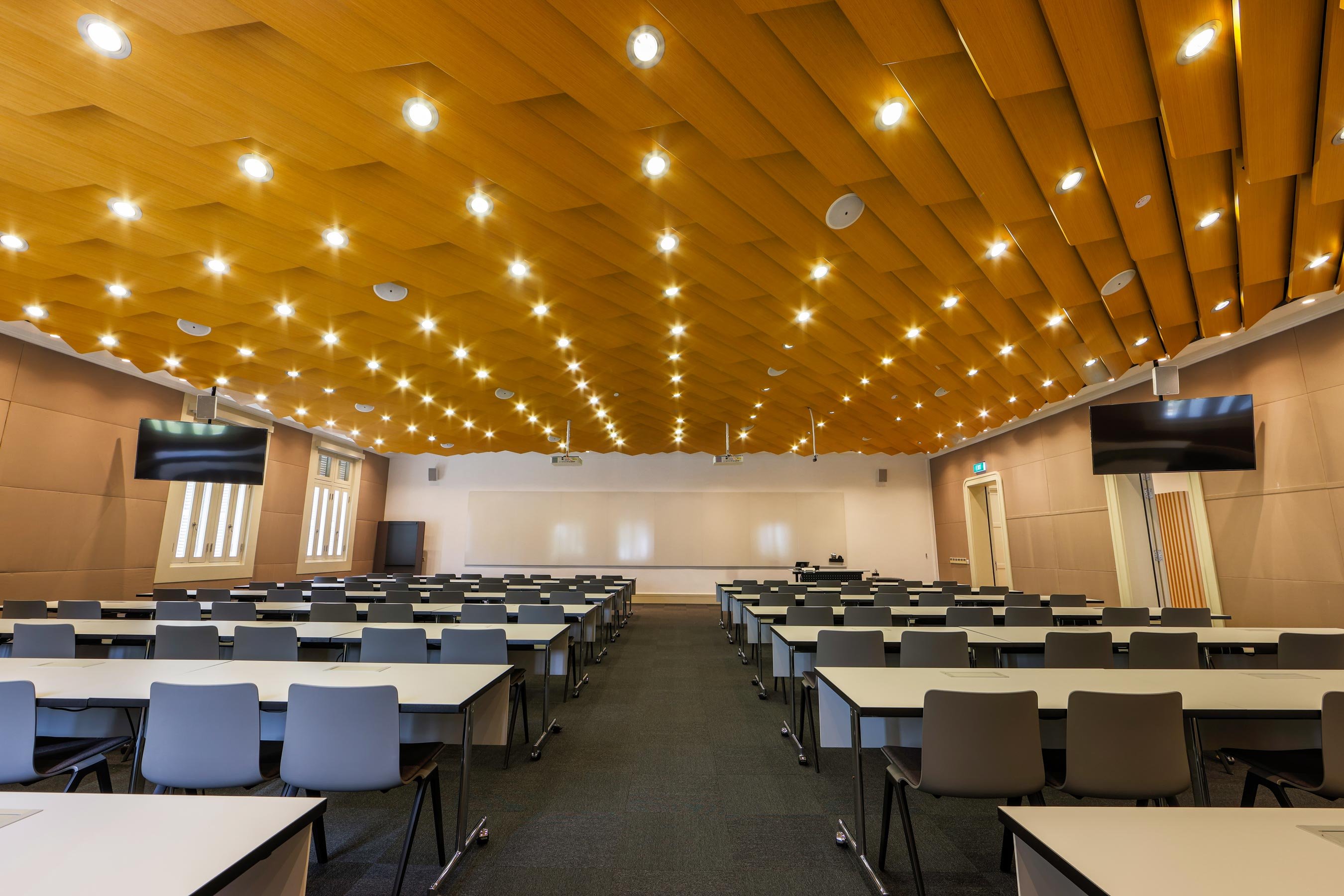 ehl-singapore-classroom